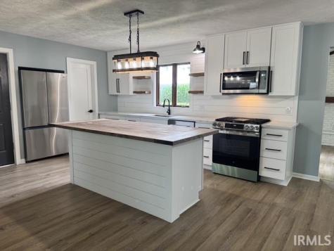 2283 W Maple Drive Peru IN 46970