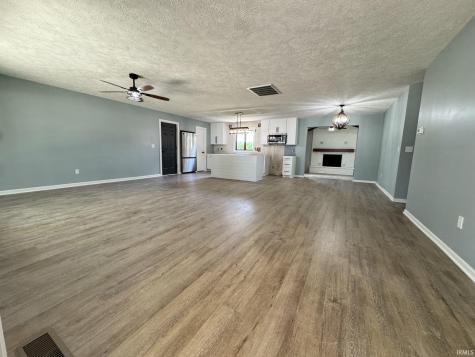 2283 W Maple Drive Peru IN 46970