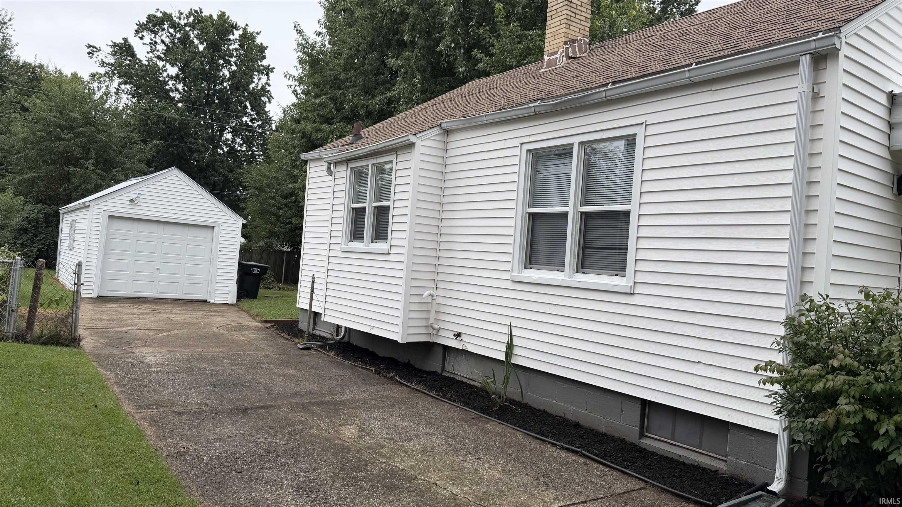 19746 Detroit Avenue South Bend IN 46614