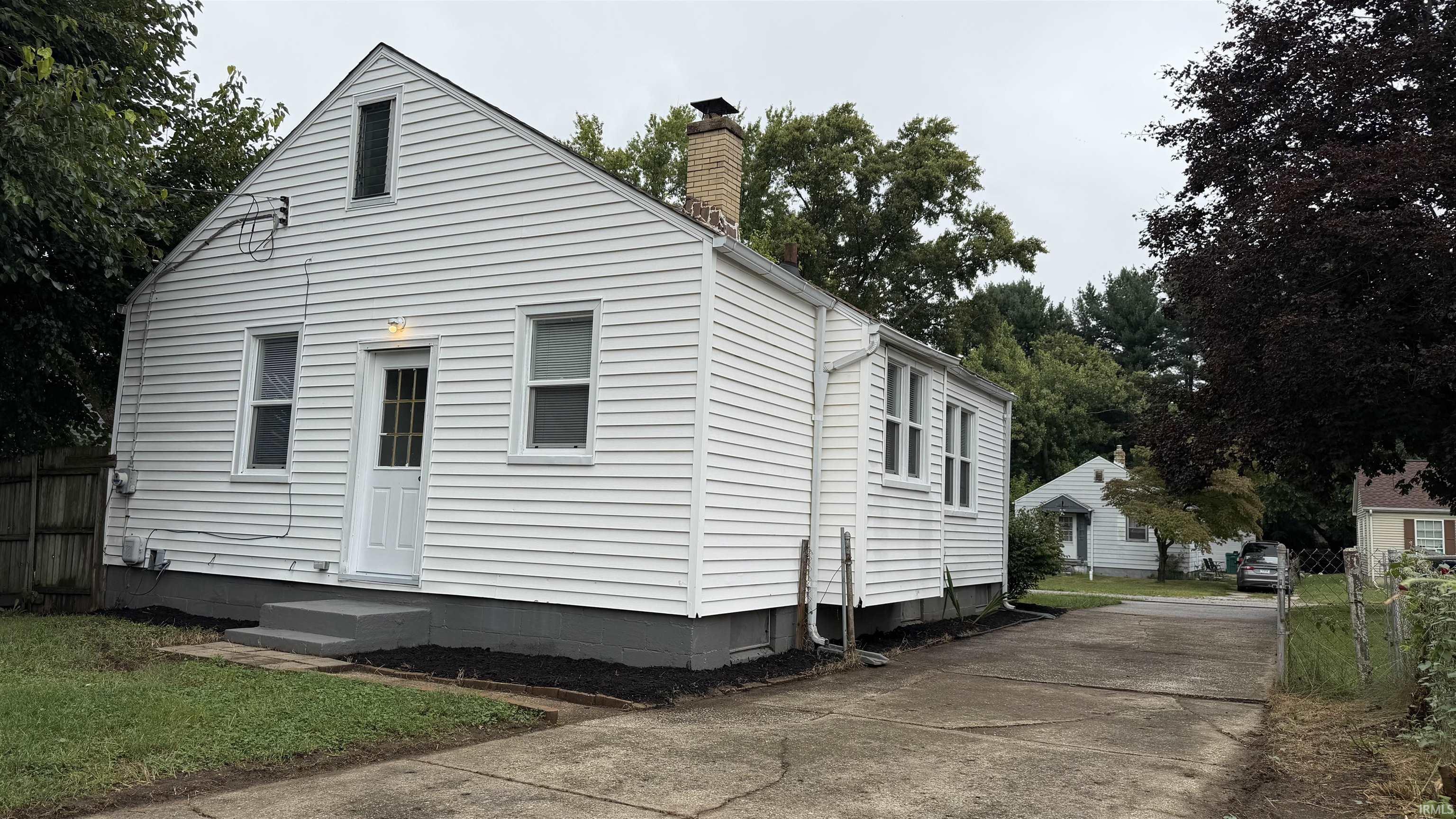19746 Detroit Avenue South Bend IN 46614