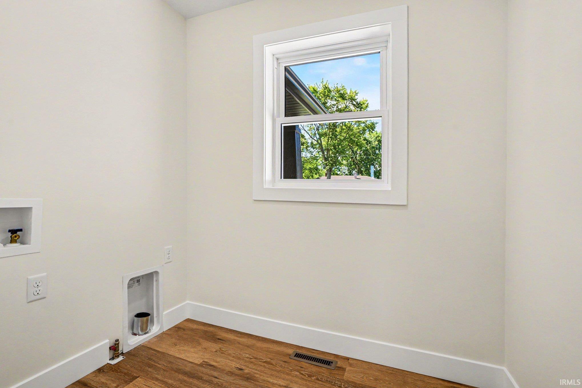 28687 Schwalm Drive Elkhart IN 46517