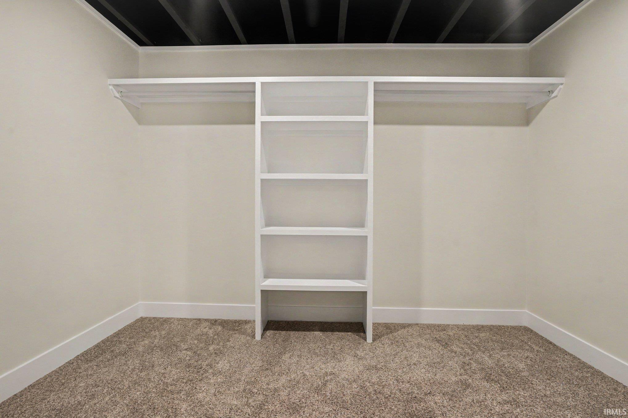 28687 Schwalm Drive Elkhart IN 46517