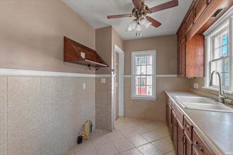 413 Tonti Street South Bend IN 46517