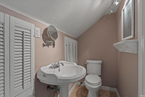 413 Tonti Street South Bend IN 46517