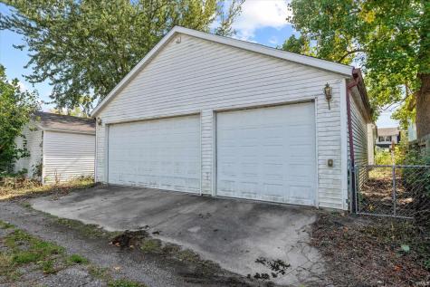 413 Tonti Street South Bend IN 46517