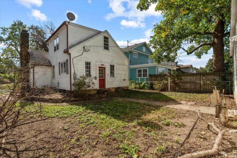 413 Tonti Street South Bend IN 46517