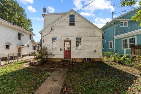 413 Tonti Street South Bend IN 46517