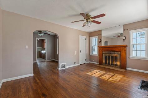 413 Tonti Street South Bend IN 46517