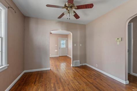 413 Tonti Street South Bend IN 46517