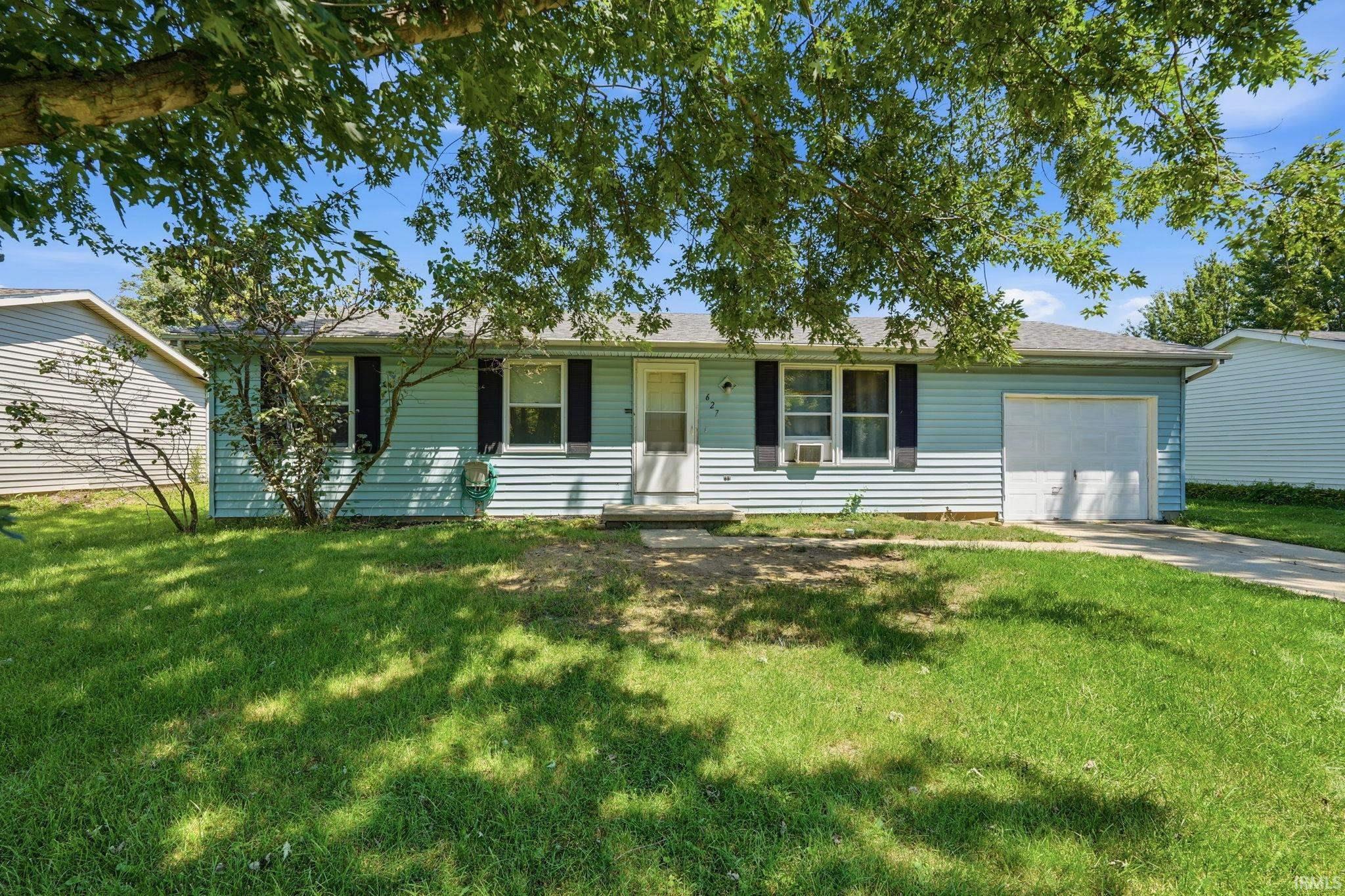 627 E Jefferson Street Warren IN 46792