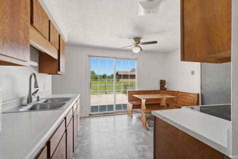 627 E Jefferson Street Warren IN 46792
