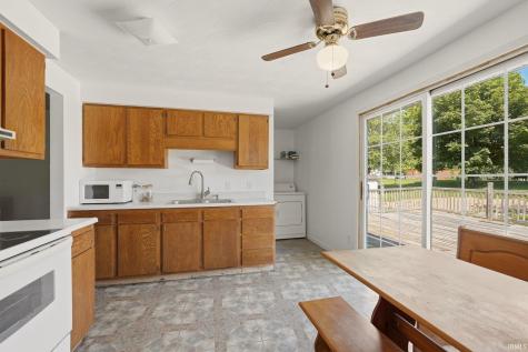 627 E Jefferson Street Warren IN 46792