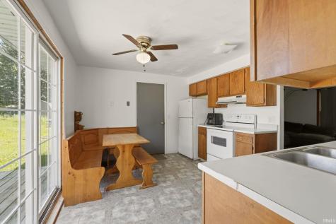 627 E Jefferson Street Warren IN 46792