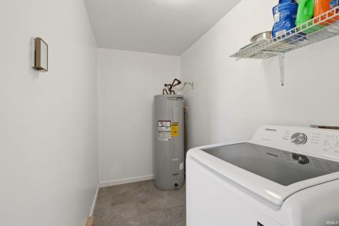 627 E Jefferson Street Warren IN 46792