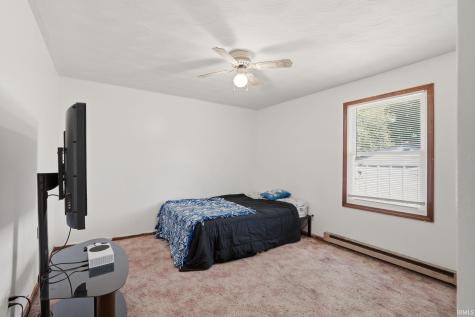 627 E Jefferson Street Warren IN 46792