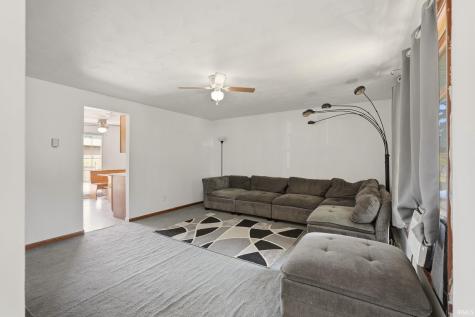 627 E Jefferson Street Warren IN 46792