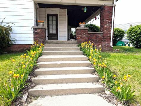 15 E Main Street Rossville IN 46065
