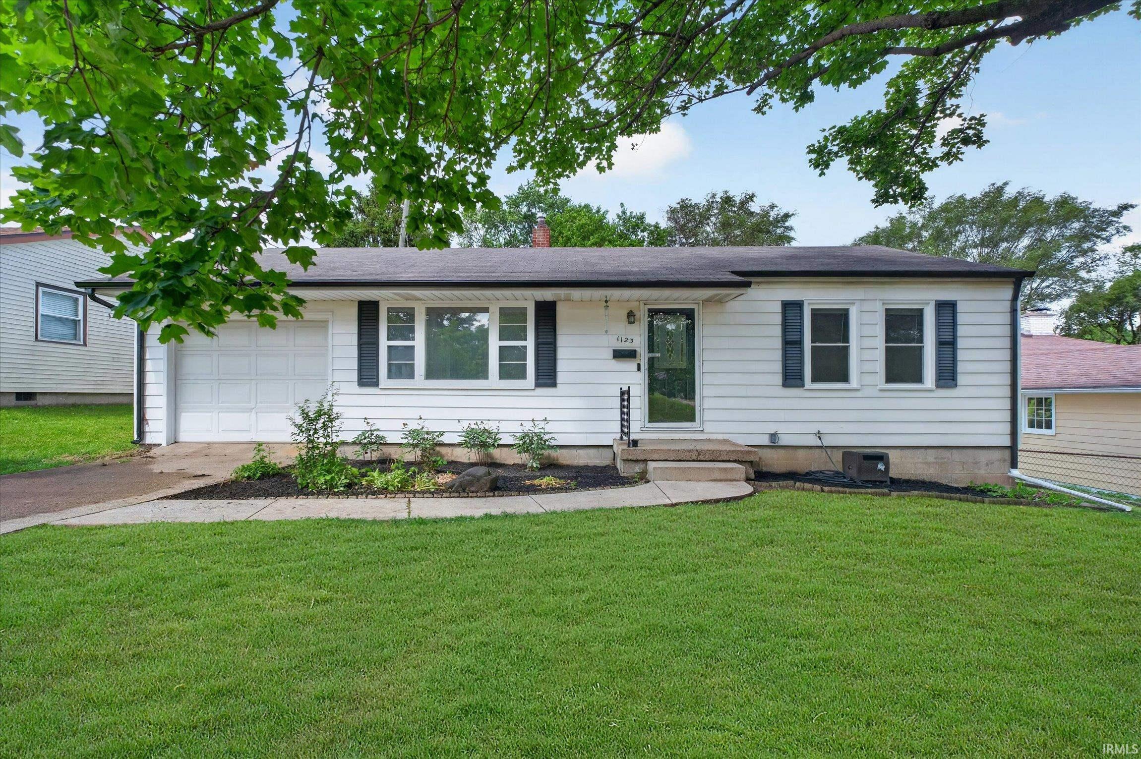 1123 Hedgewood Drive Lafayette IN 47904