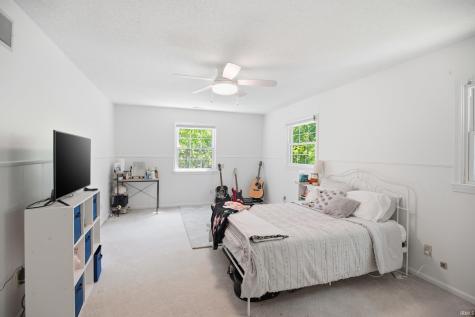 6902 Mohican Trail Fort Wayne IN 46804