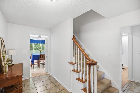 6902 Mohican Trail Fort Wayne IN 46804