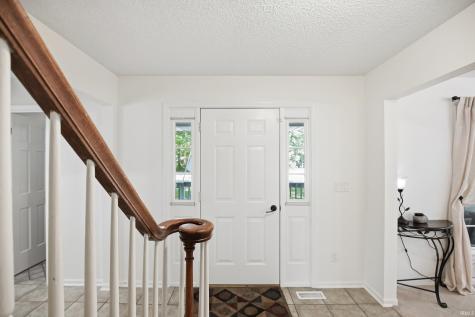 6902 Mohican Trail Fort Wayne IN 46804