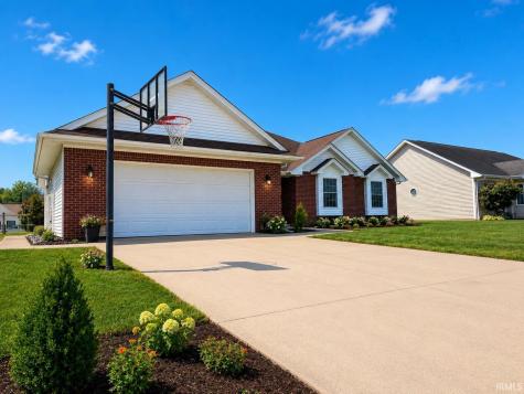 946 Kimberly Drive Brownstown IN 47220