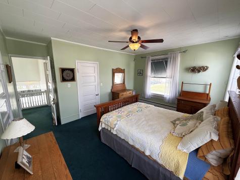 289 N Main Street Linton IN 47441