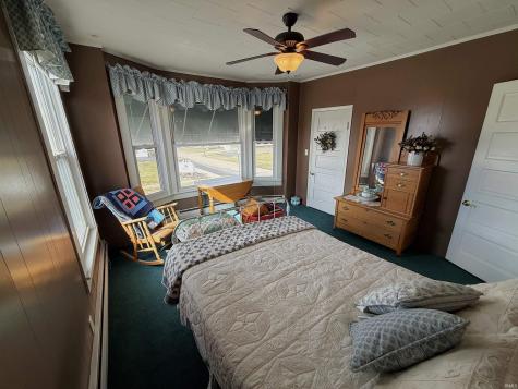 289 N Main Street Linton IN 47441