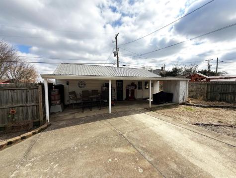 289 N Main Street Linton IN 47441