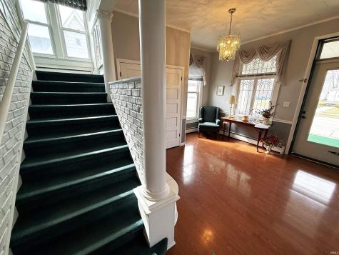 289 N Main Street Linton IN 47441
