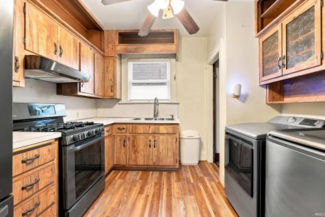 2021 Oakland Street Fort Wayne IN 46808