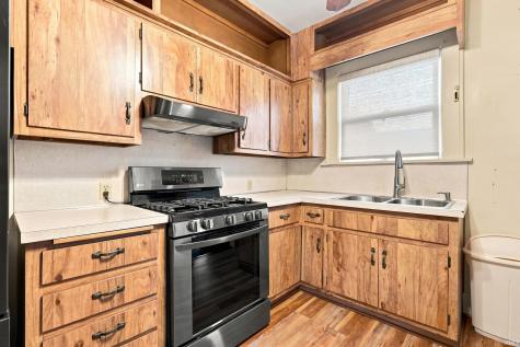 2021 Oakland Street Fort Wayne IN 46808