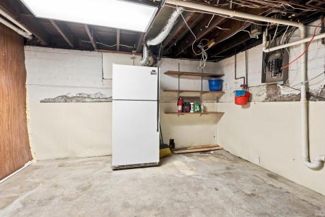 2021 Oakland Street Fort Wayne IN 46808