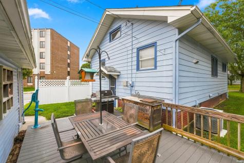 2021 Oakland Street Fort Wayne IN 46808