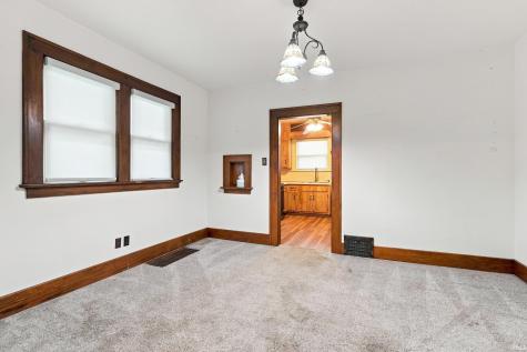 2021 Oakland Street Fort Wayne IN 46808