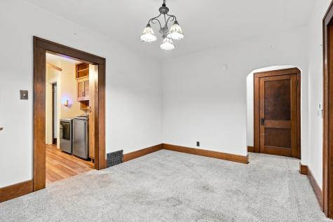 2021 Oakland Street Fort Wayne IN 46808