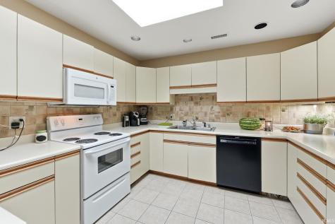 3323 Sudbury Place Fort Wayne IN 46815