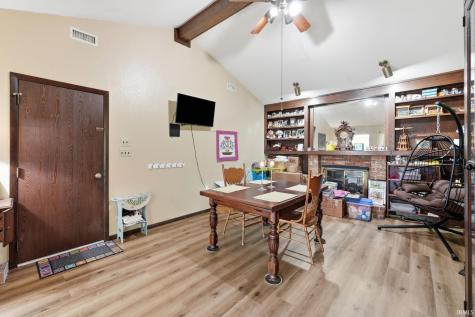 3323 Sudbury Place Fort Wayne IN 46815