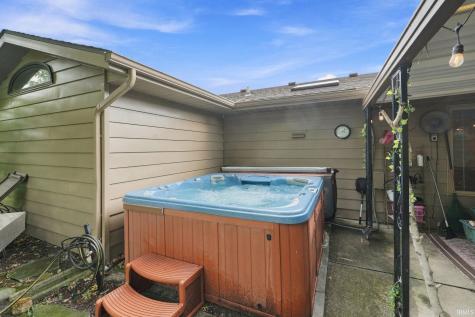 3323 Sudbury Place Fort Wayne IN 46815