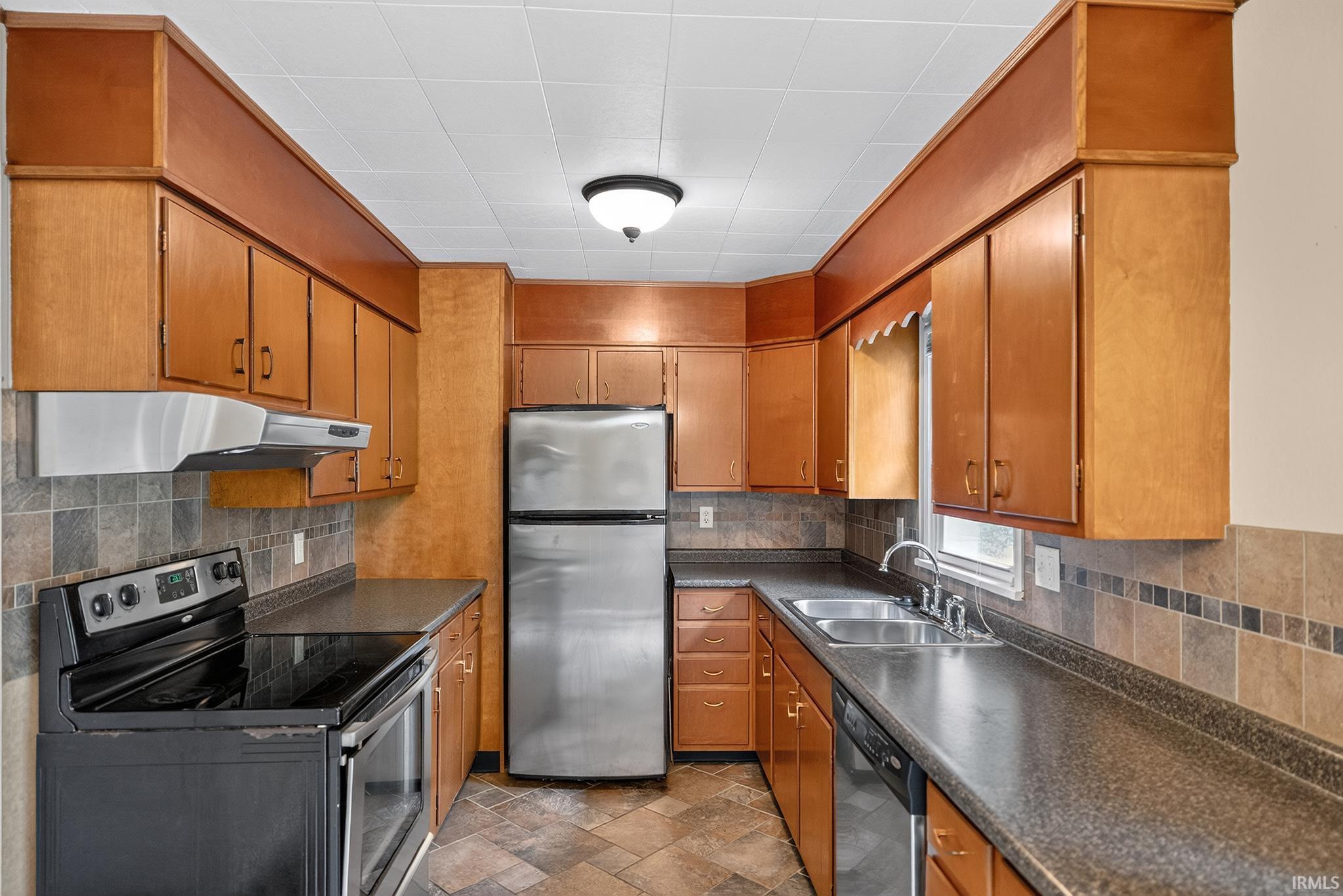 503 Sunset Avenue Elkhart IN 46514