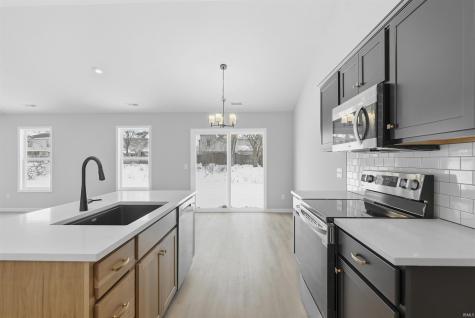 275 Forecast Cove Fort Wayne IN 46845