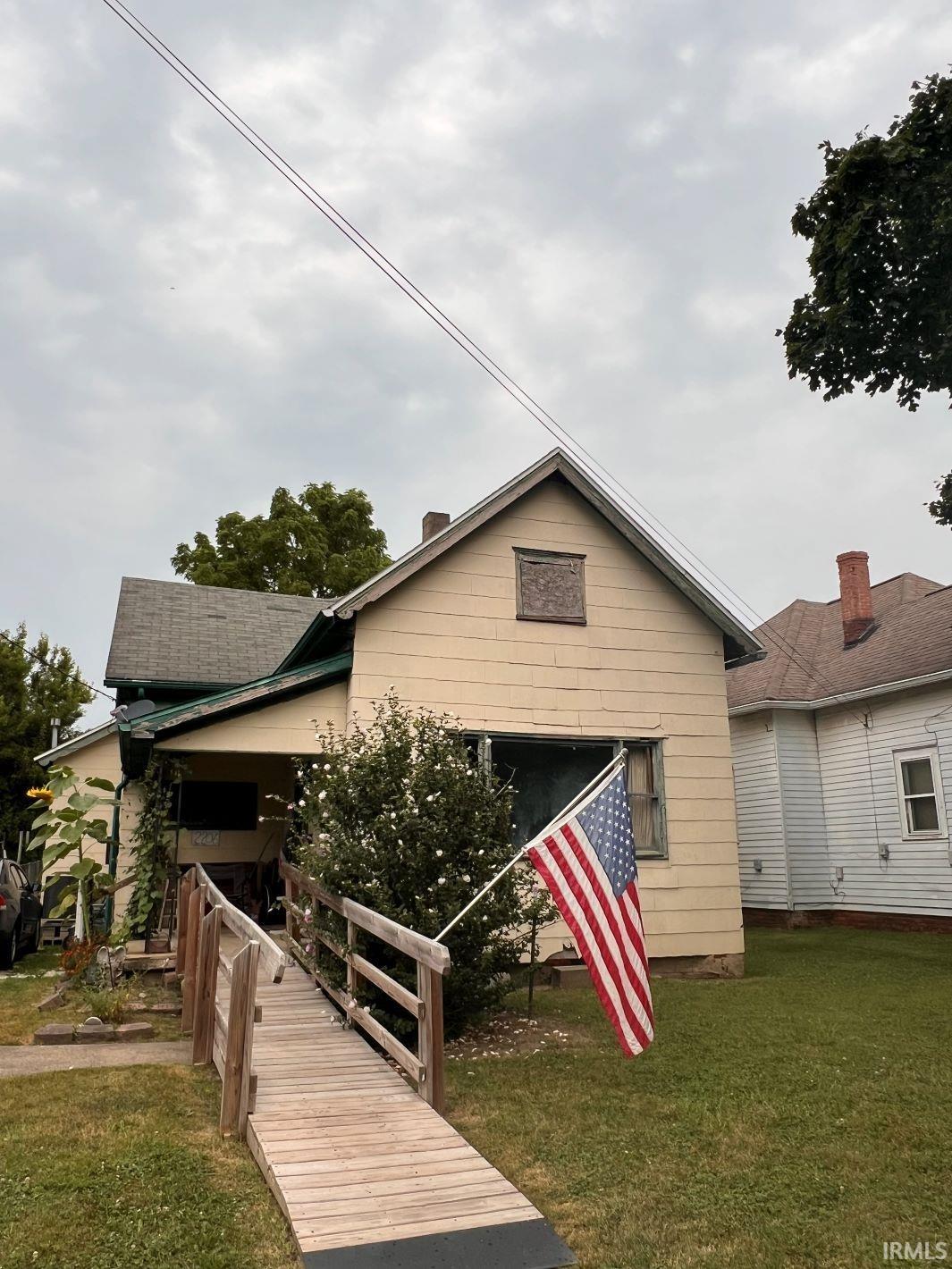 2206 Spring Street New Castle IN 47362