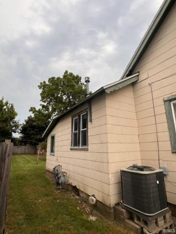 2206 Spring Street New Castle IN 47362