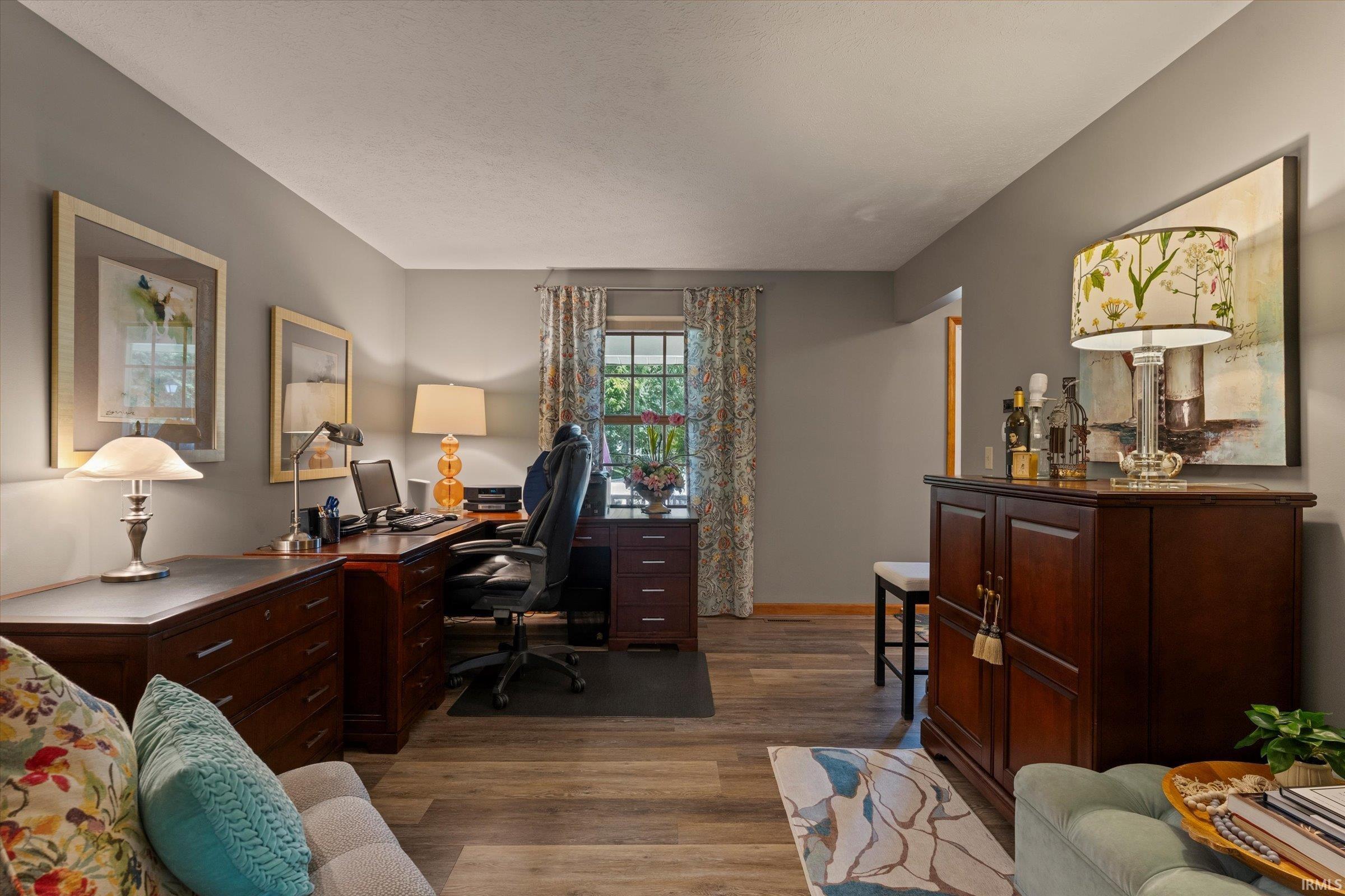 21495 Old Walnut Court South Bend IN 46628