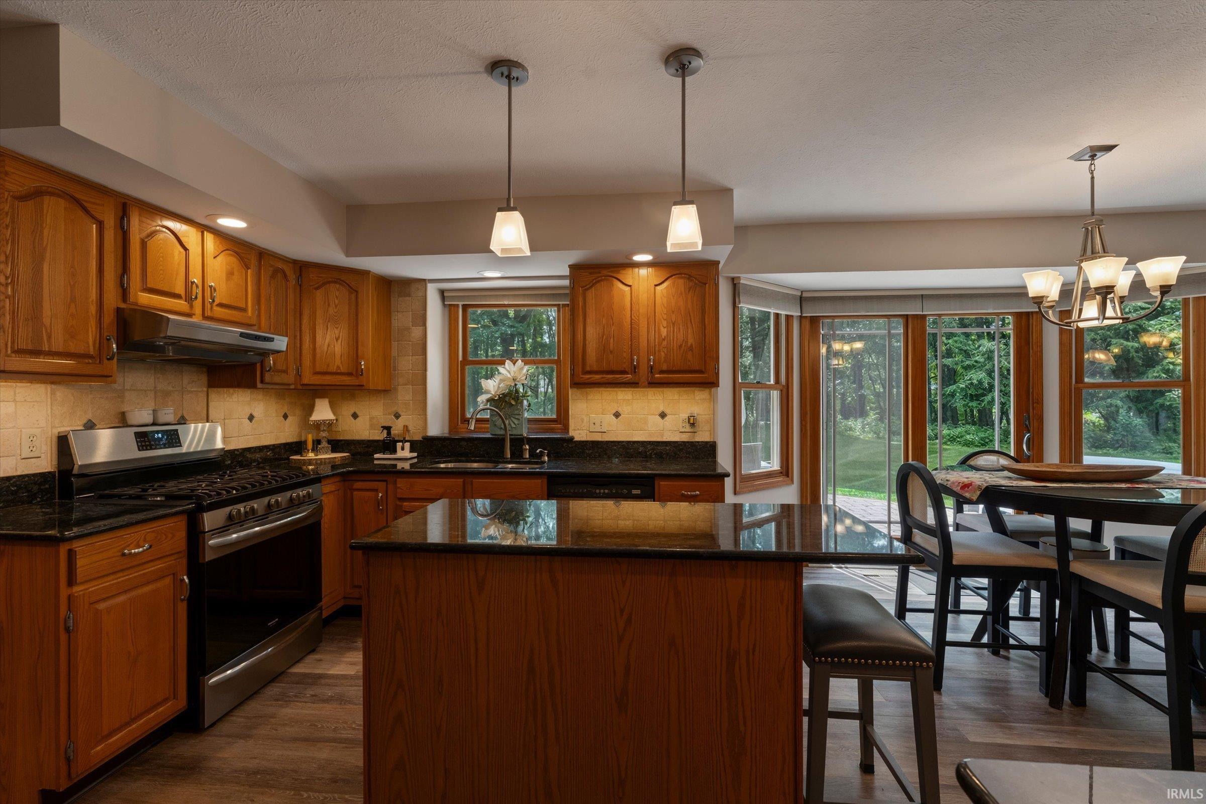 21495 Old Walnut Court South Bend IN 46628