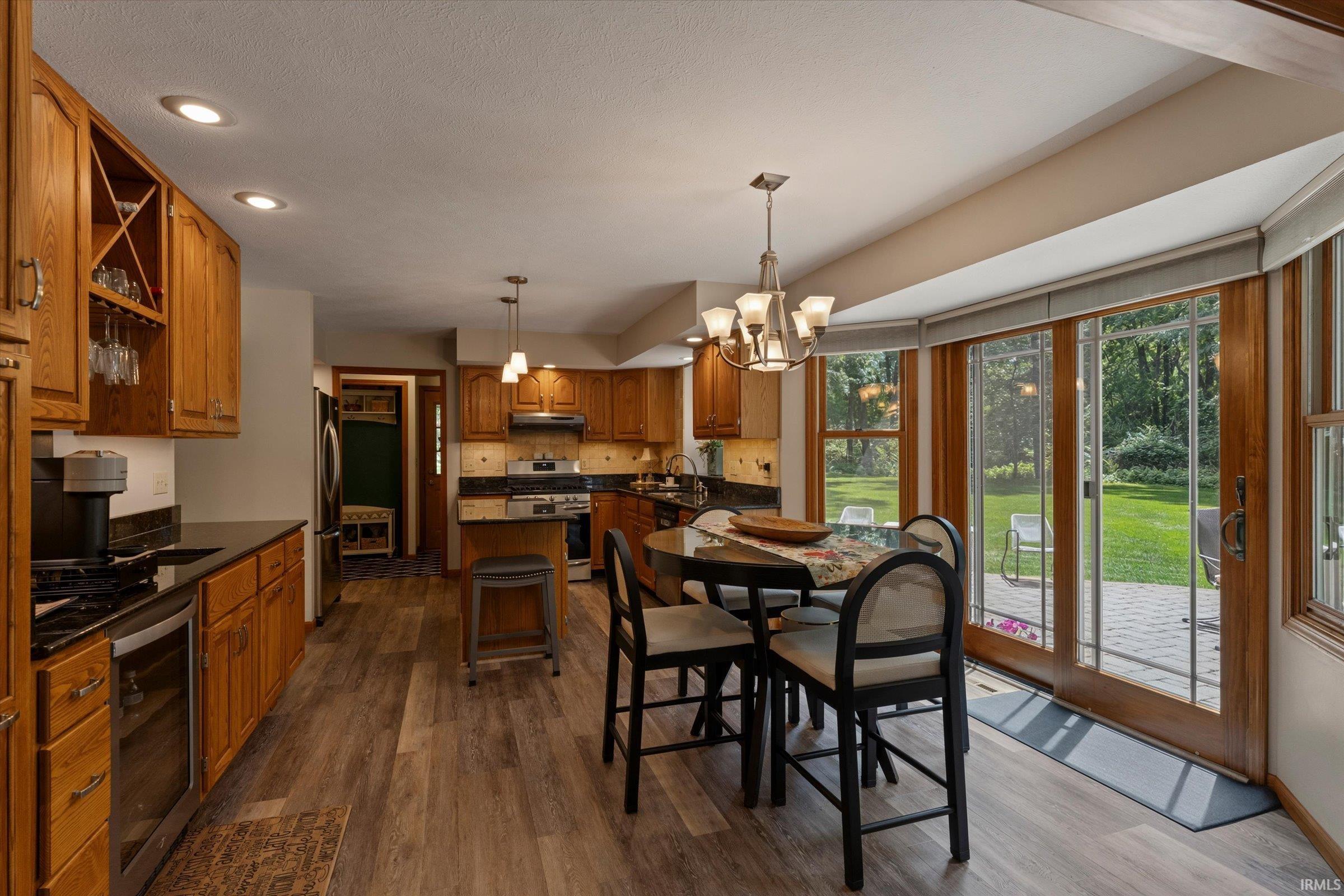 21495 Old Walnut Court South Bend IN 46628
