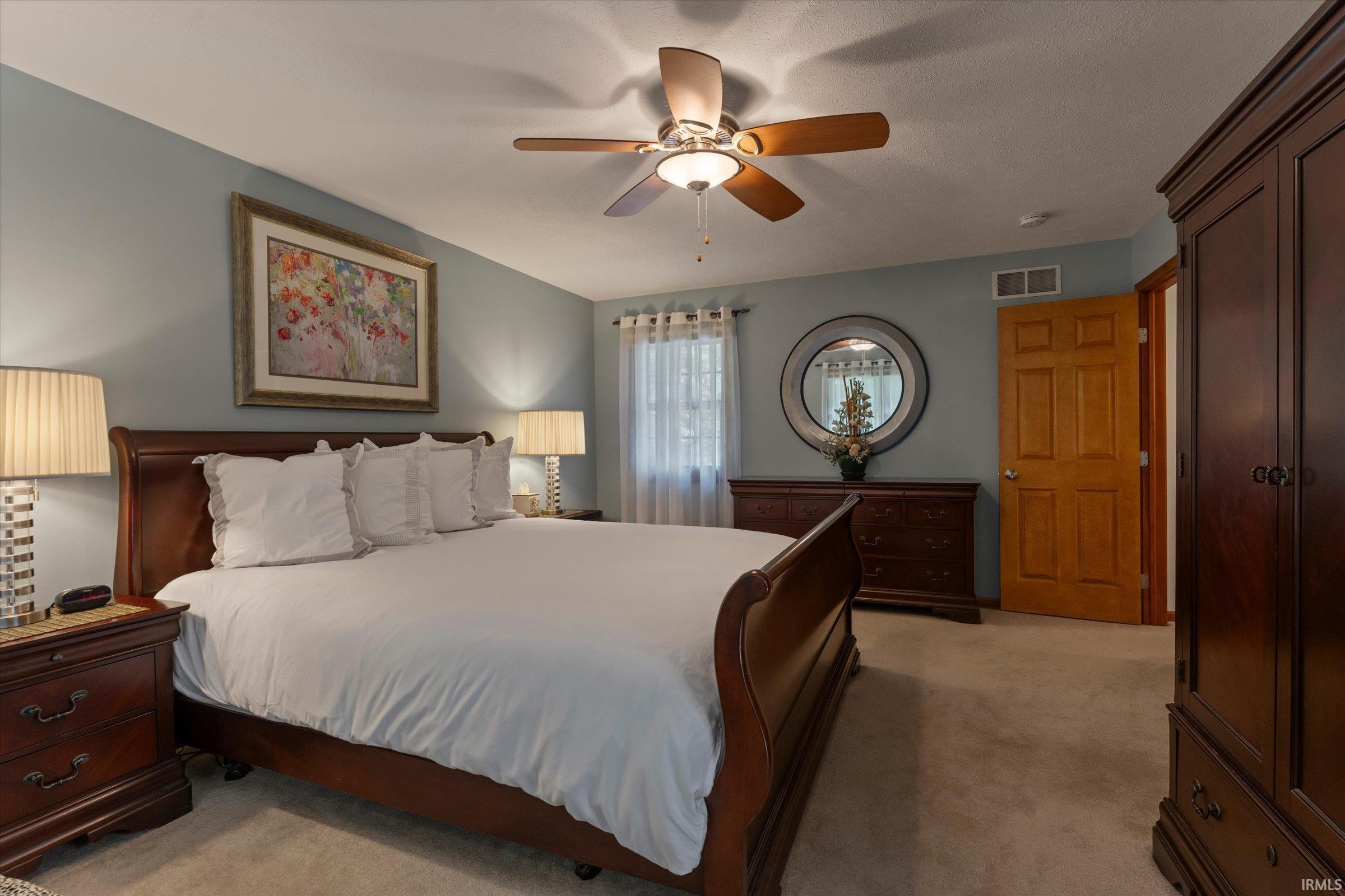 21495 Old Walnut Court South Bend IN 46628