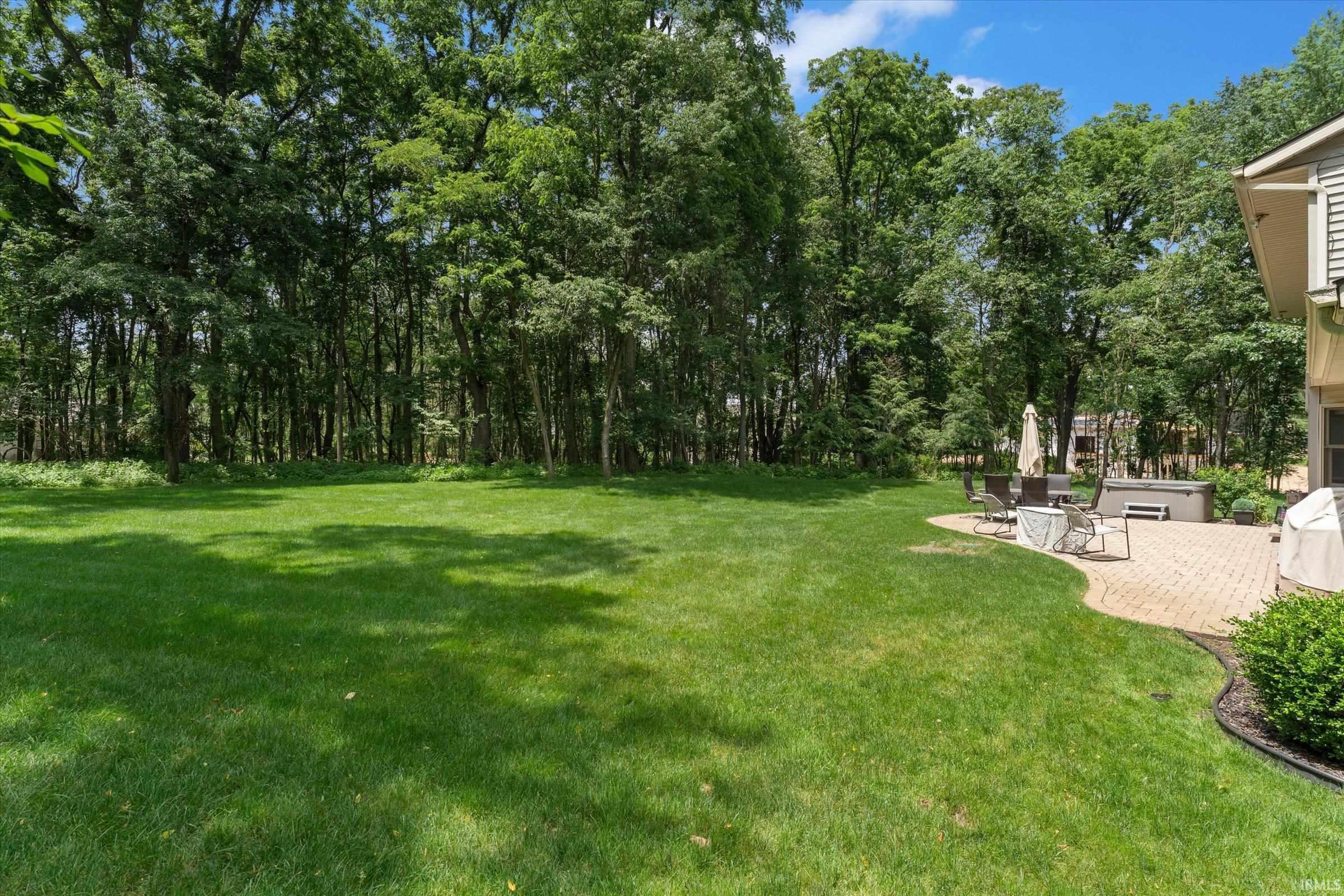 21495 Old Walnut Court South Bend IN 46628