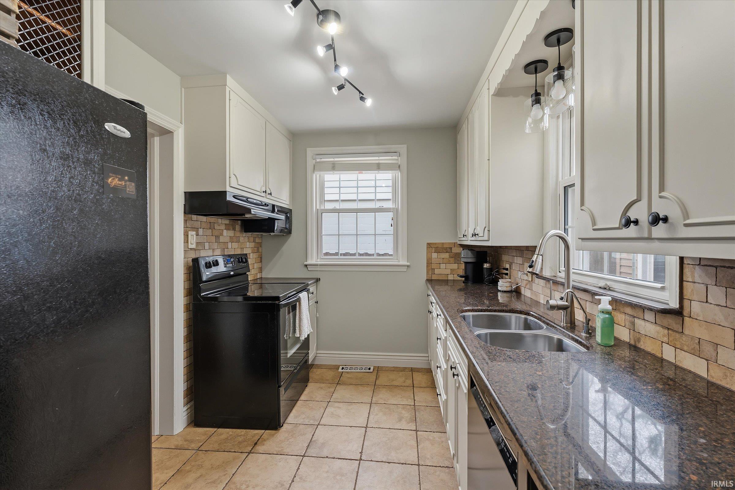 1706 Mckinley Avenue South Bend IN 46617