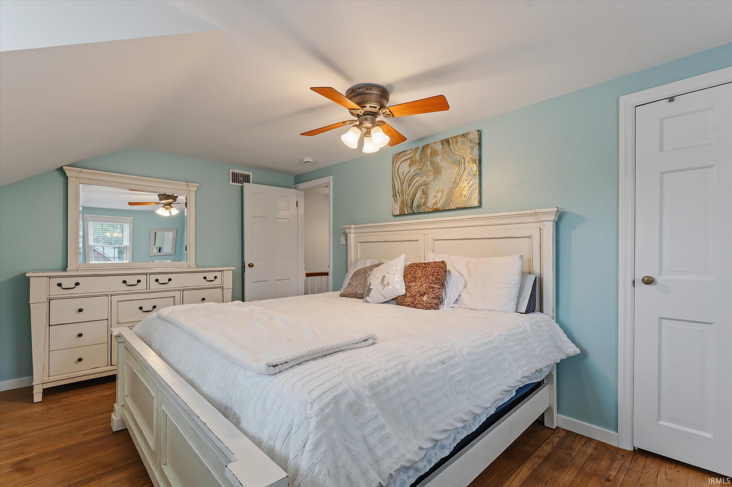 1706 Mckinley Avenue South Bend IN 46617